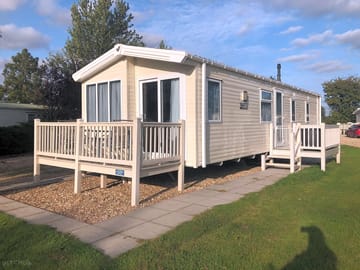 Caravan Exterior (added by manager 24 Sep 2020)