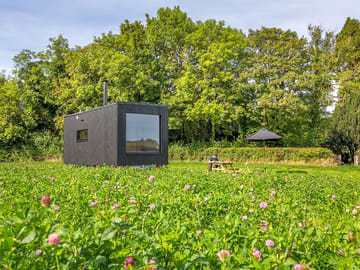 Off-grdi eco cabin (added by manager 20 Feb 2022)