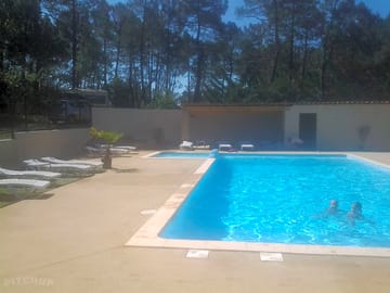 Pool with sun loungers (added by manager 07 Dec 2020)