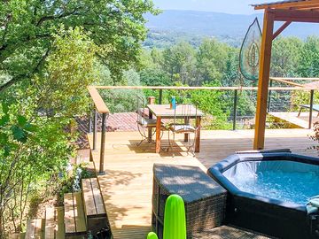 Hot tub on the terrace