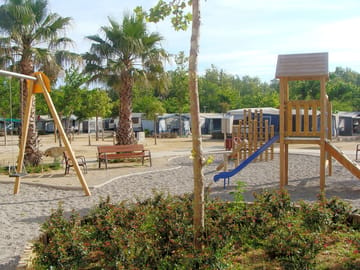 Playground (added by manager 25 Oct 2014)