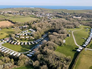 Aerial view of the site, the village and the castle (added by manager 03 May 2021)