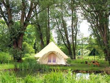 The new Baby-Bell Tent, nestled beneath the trees, overlooking it's own private pond. (added by manager 30 Jan 2022)