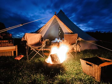 Make the most of your evenings with the bell tent (added by manager 14 Jan 2019)