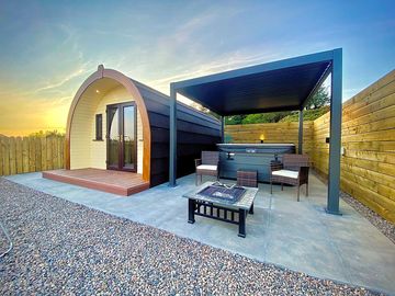 Sunnyside Pod outside space
