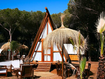 Sauceda bell tent and private seating area