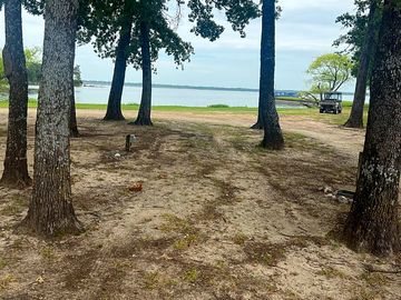 FHU waterfront RV sites