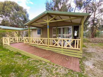 Exterior of the accessible cabin with ramp