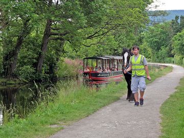 Horse-drawn barge