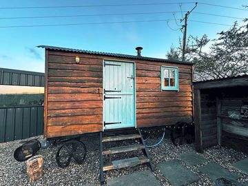 Hut