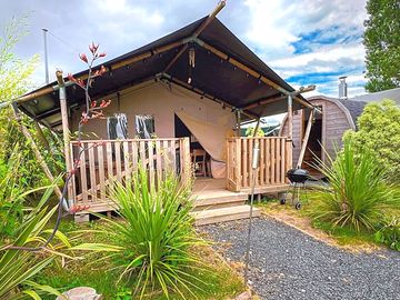 1 bedroom safari tent exterior