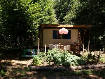 Shaded accommodation