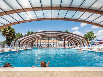 Outdoor swimming pool
