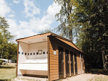 Toilet block