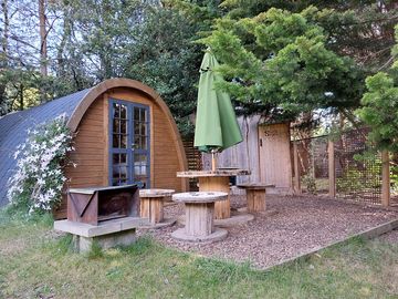 Pheasant Grey Pod, Scrub Shack, Alfesco Kitchen and Parasolled seating area