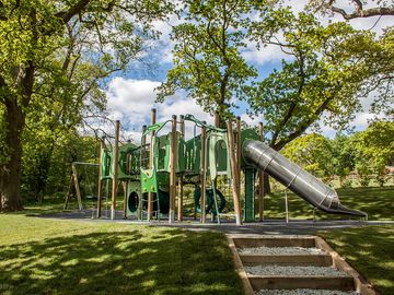 Slides and climbing frames