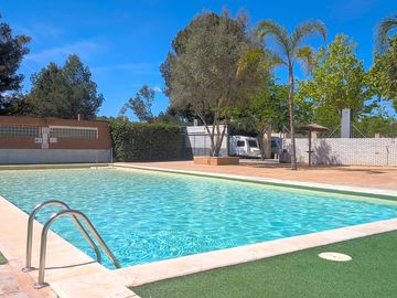 Outdoor swimming pool