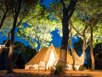 Classic bell tent