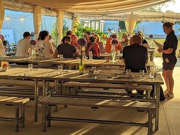 Breakfast and chill zone