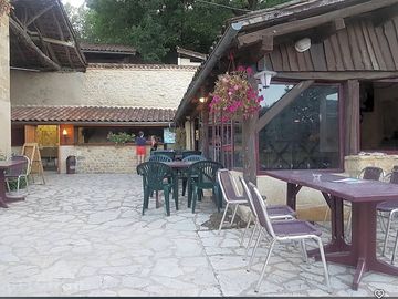 Bar/restaurant terrace