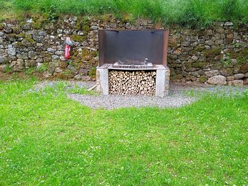 Communal bbq