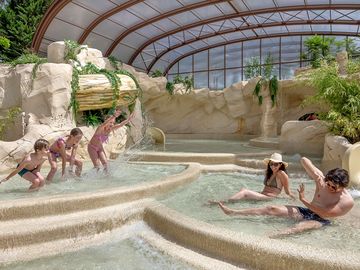 La source - pataugeoire couverte