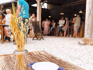 Le open bar - ouvert chaque jour de 17h - 22/23h