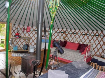 Day bed and trundle