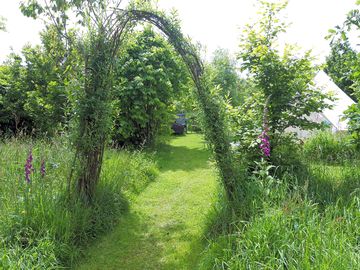 Glamping arch