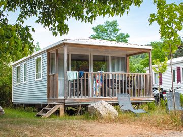 Static caravan