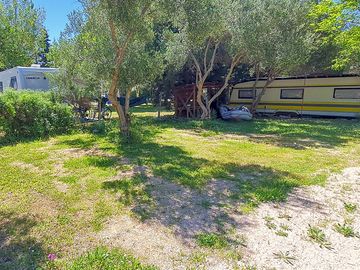 Partially shaded pitch