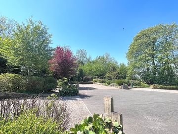 Fully serviced area