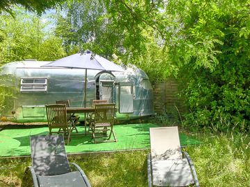5 caravanes americaines vintage à louer sur place