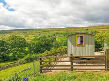 Visitor image of the Shepherd's hut