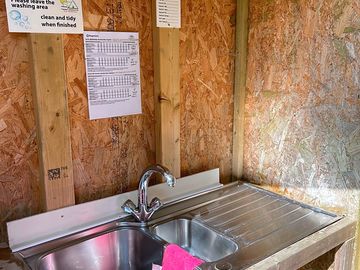 Washing-up area