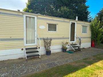 2 bedroom static caravan
