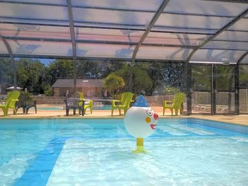 Covered pool