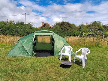 Tent pitch