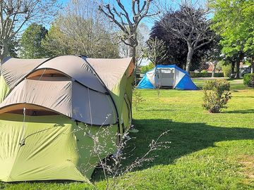 Emplacement ombragé ou plein soleil, vous aurez le choix de vos vacances.