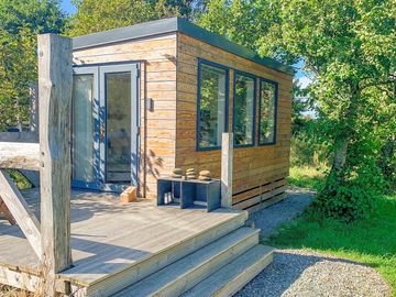 Decking for dining alfresco