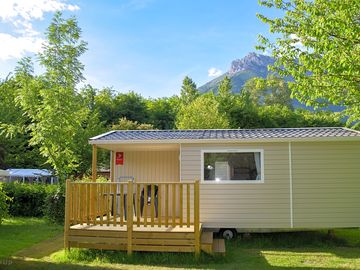 Static caravan with outdoor area