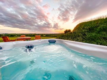 Visitor image of the hot tub time machine