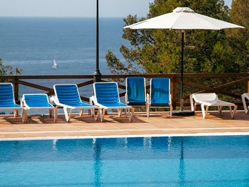 Swimming pool with sea views