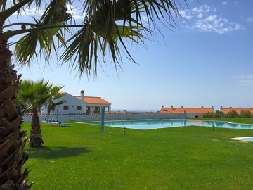 Pool and solarium area