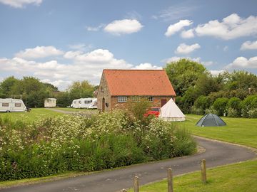 Entrance to Mill Farm Country Park.