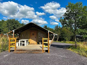 Safari tent