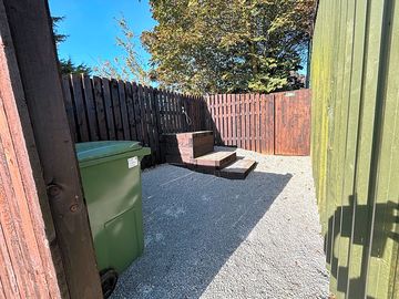 The site facilities