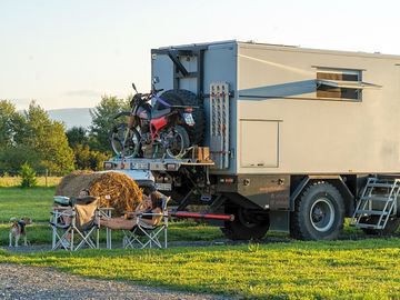 Large touring pitch