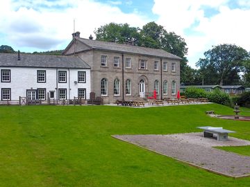 Mansion house