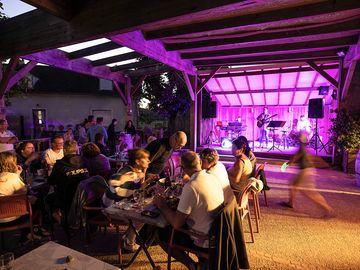 Restaurant et concert